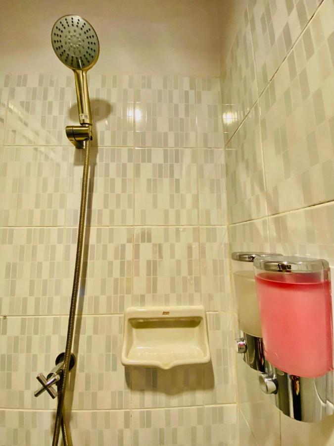 Frutta Hostel Patong Екстер'єр фото