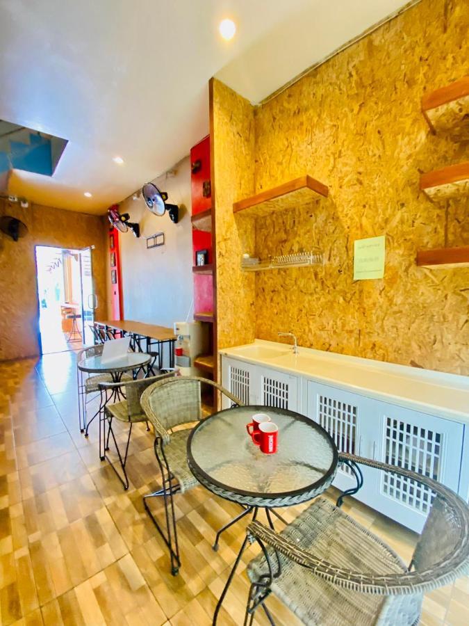 Frutta Hostel Patong Екстер'єр фото