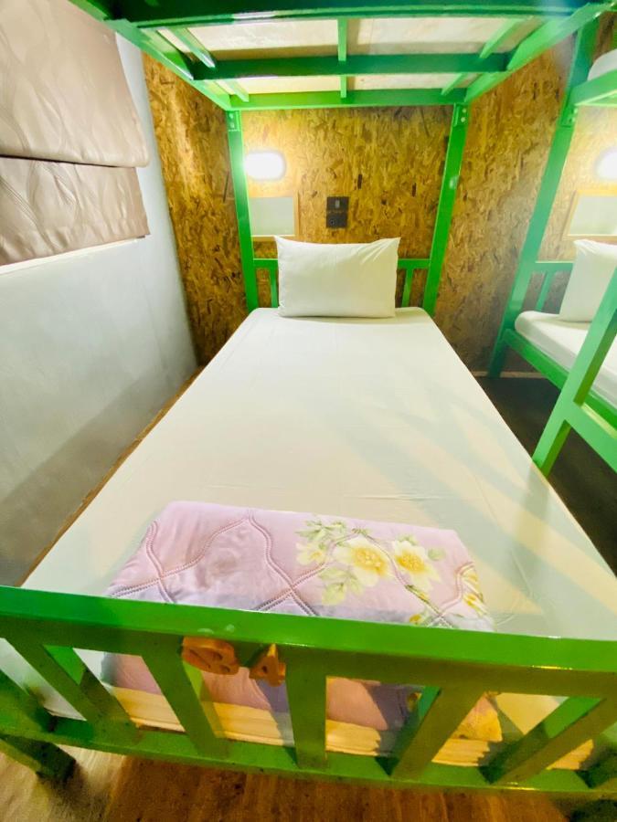 Frutta Hostel Patong Екстер'єр фото